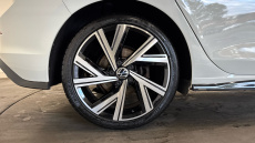 Volkswagen Golf 1.5 eTSI 150 R-Line 5dr DSG Petrol Hatchback